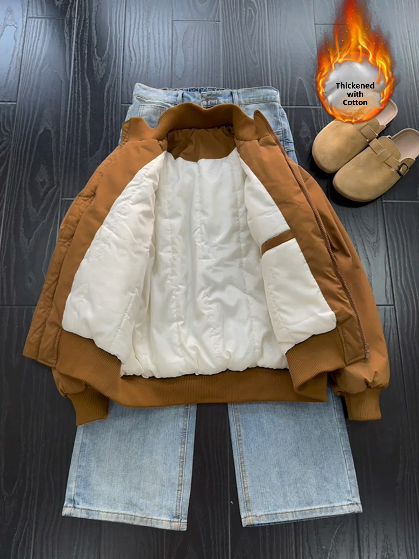 

Утепленная коричневая мужская зимняя куртка-бомбер из хлопка, не объемная, с воротником-стойкой, на молнии, однотонная