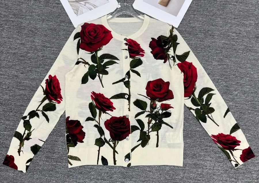 

Новинка, горячая распродажа, кардиганы 2026, весенние женские красные розы с цветочным принтом, высококачественные шерстяные вязаные топы с длинными рукавами, повседневные мягкие кардиганы