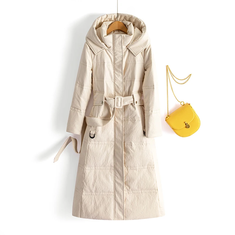 Cappotto Invernale 2025 in Vera Pelle di Pecora per Donna, Lunghezza Media con Cappuccio, Pelliccia Rinforzata, Chiusura con Cerniera, Stile Elegante per il Pendolarismo