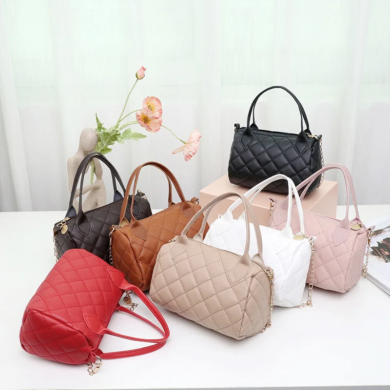 Women's Crossbody Bag Fashionable Quilted Shoulder Bag With Convertible Chain Strap Classic Handbag