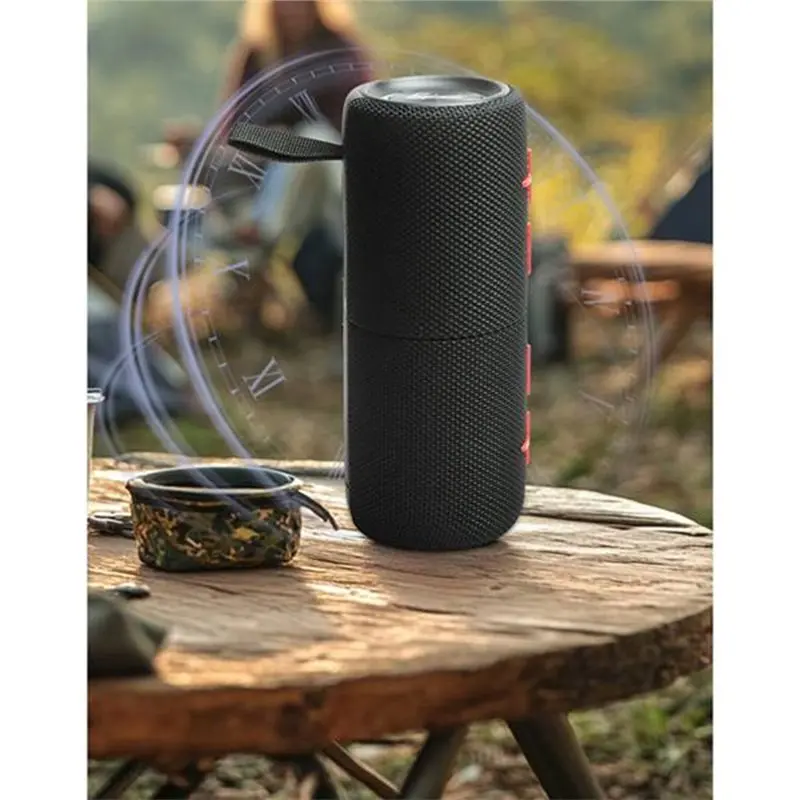 

Полностью разделяемый магнитный Bluetooth-динамик 2-в-1 с функцией беспроводного подключения 360° ° Звук HIFI Стерео