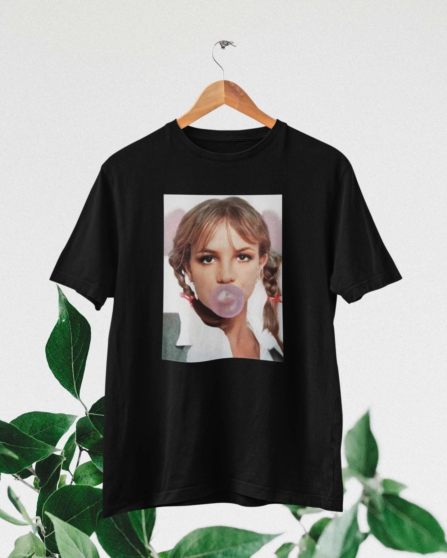 Vintage Bubblegum Girl Retro Photo Print Graphic Tee Cotton Mens Womens T-Shirt Summer Streetwear
