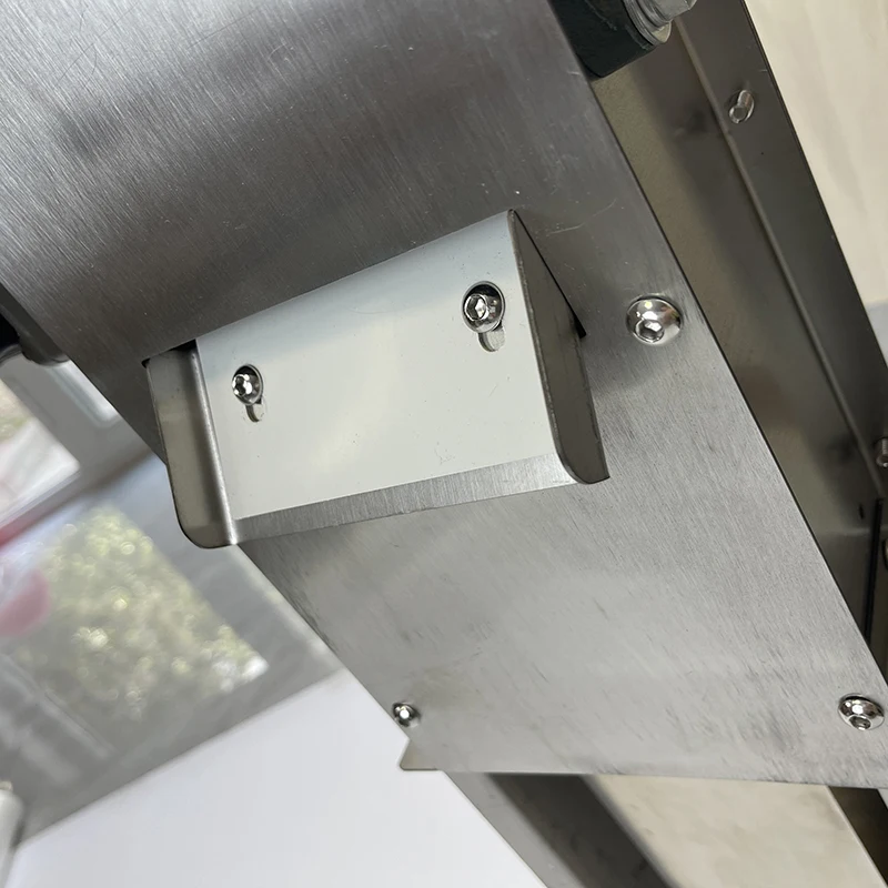 DeTianHai Automatische Rope Mop Oil Skimmer en Grease Trap