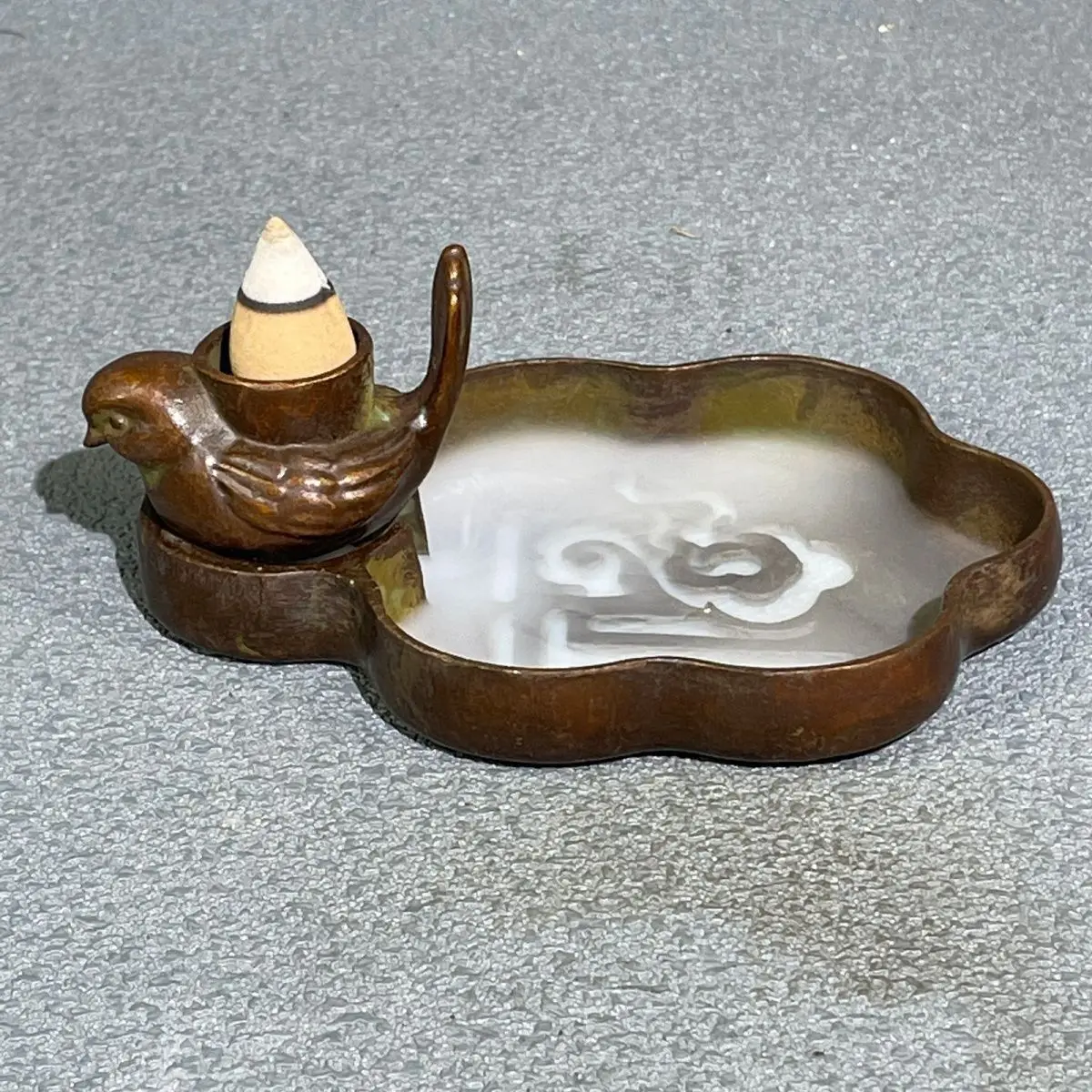 Zen auspicious cloud shaped bird Backflow Incense Burner Statue for Tea Home Decor Ornaments