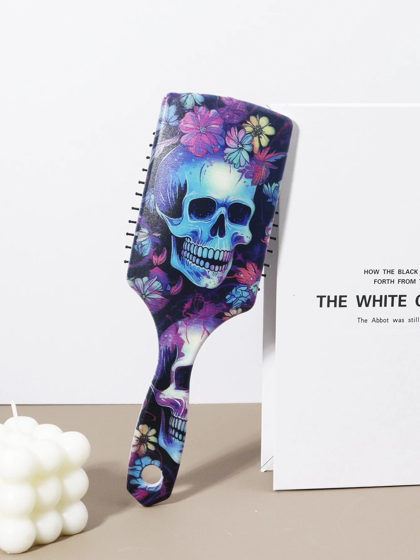 1 Stück Luftpolster-Haarbürste für Damen mit Totenkopf- und Blumenmuster – buntes Design, geeignet für alle Haartypen