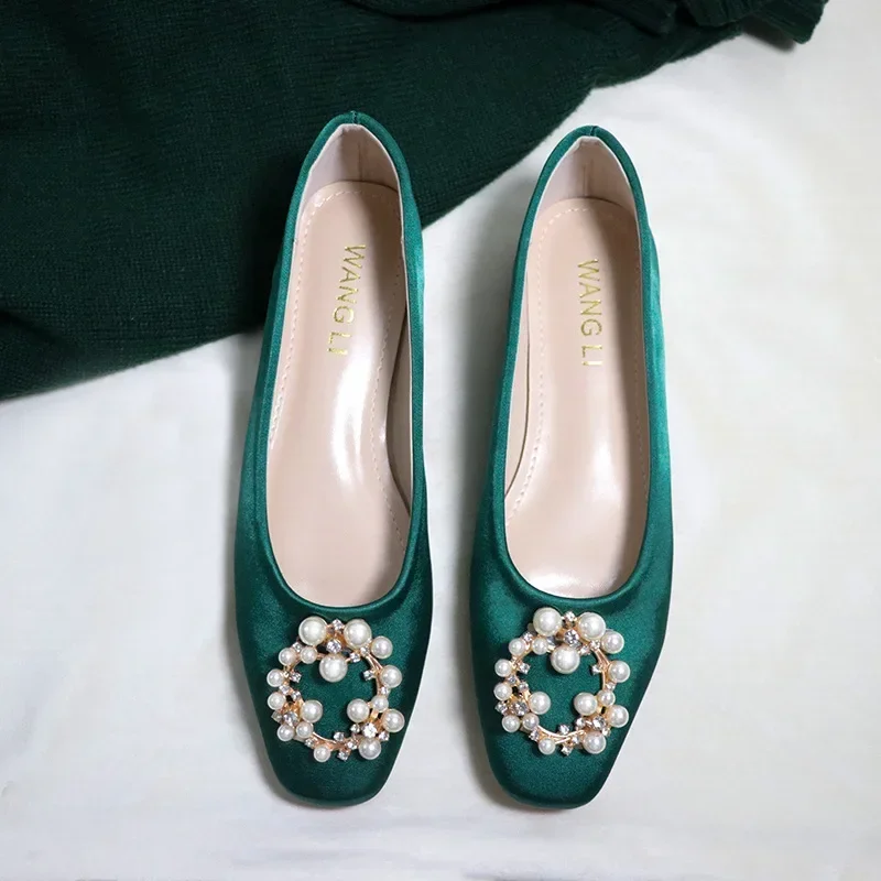 Pearl Circle Buckle Flat Shoes Woman Square Toe Green Silk Slip on Loafers 41-42 Big Size Flats Female Pearl Beading Mocasines