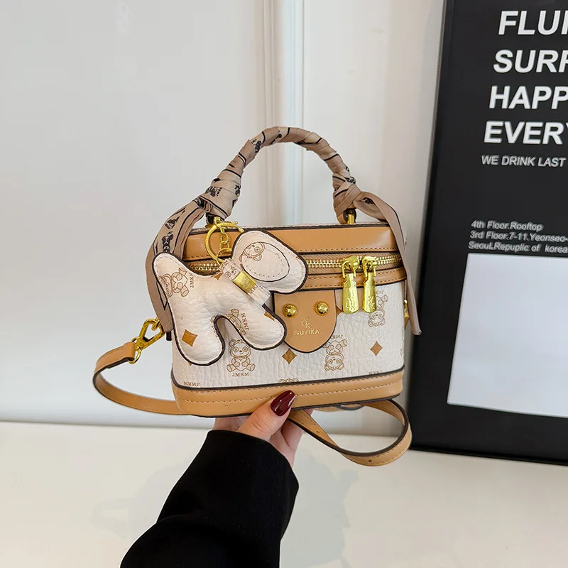 classic-vintage-monogram-mini-box-bag-trendy-versatile-crossbody-handbag-with-silk-scarf-horse-charm