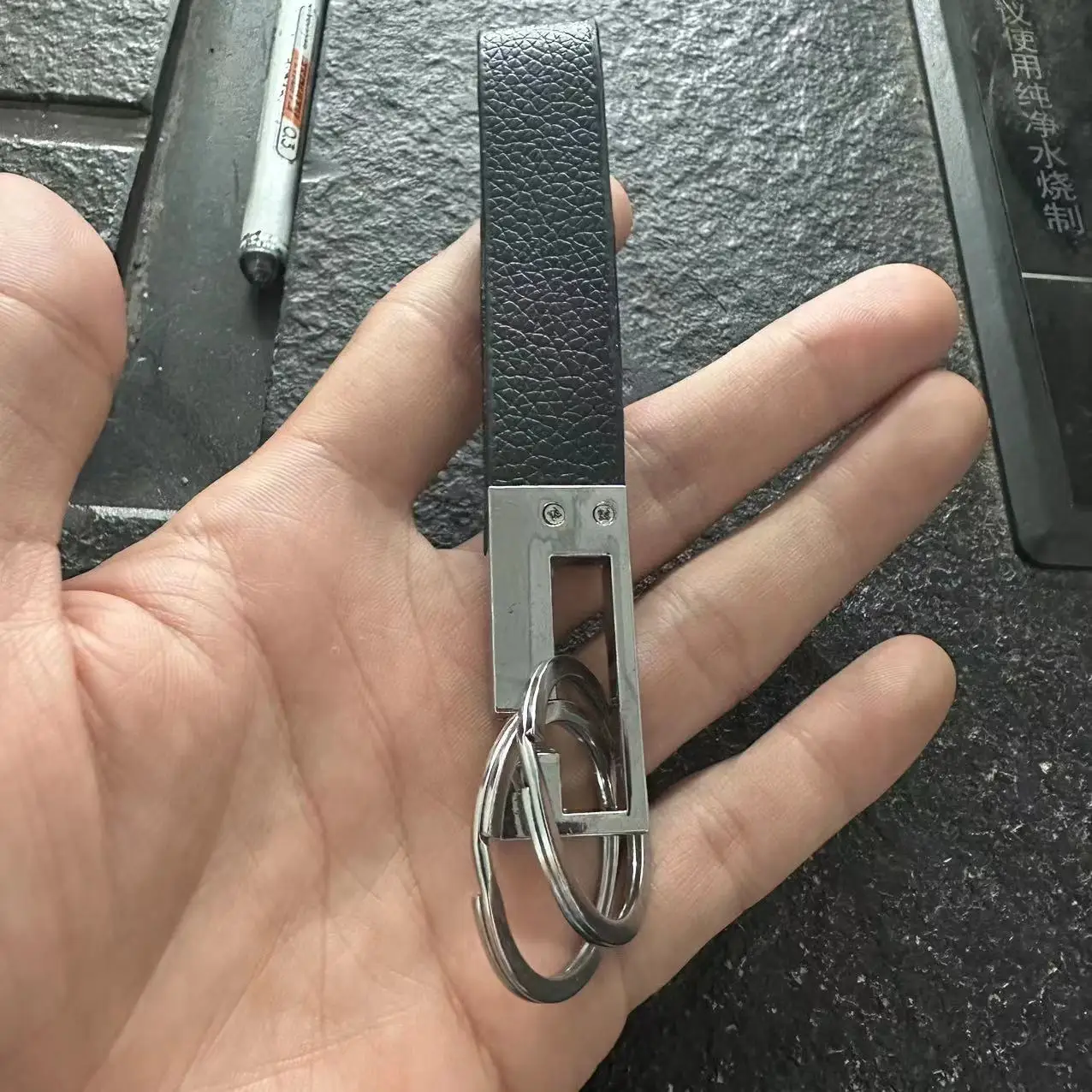 New metal waist buckle Key Chain New concise Car Key Holder Fashion Bag Charm Accessories elastic Hot sale Keychain K1739