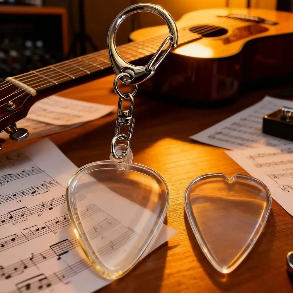 Durable Clear Guitar Pick Holder Heart-Shaped with Keyring Plectrum Storage Box Acrylic Guitar Pick Organizer Music Accessories