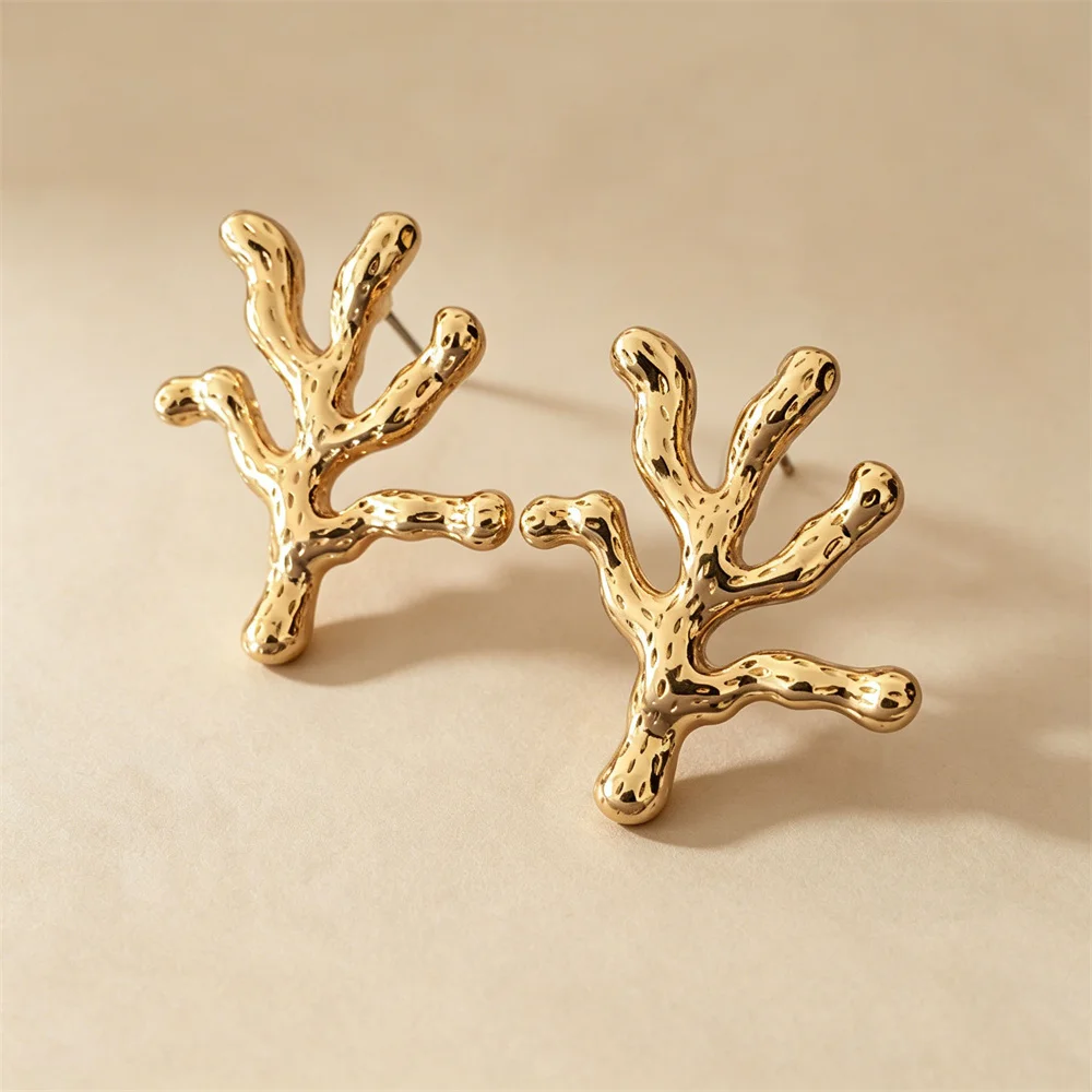 New Fashion Gold Color Coral Shape Stud Earrings Gold Color Dry Branches Shape Earrings for Women Beach Party Jewelry