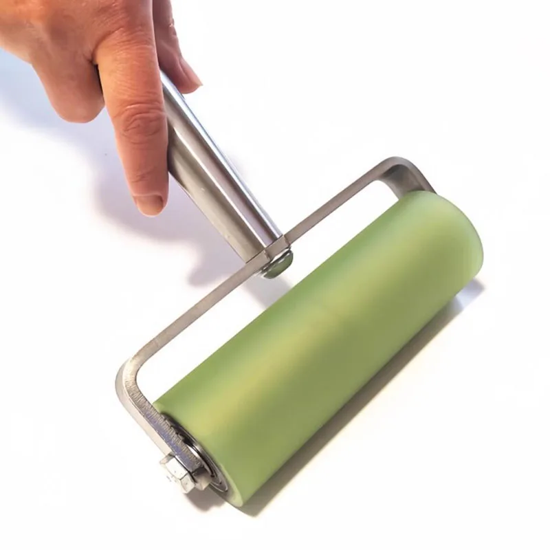 cadre-en-acier-inoxydable-construction-etanche-avec-rouleau-de-poussee-manuel-rouleau-enduit-de-polyurethane-de-20cm