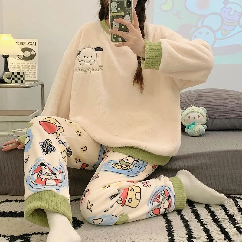 New kawaii Hello Kitty Kuromi My melody Pochacco Snoopy pajamas winter plus velvet warm and cute long-sleeved home clothes set