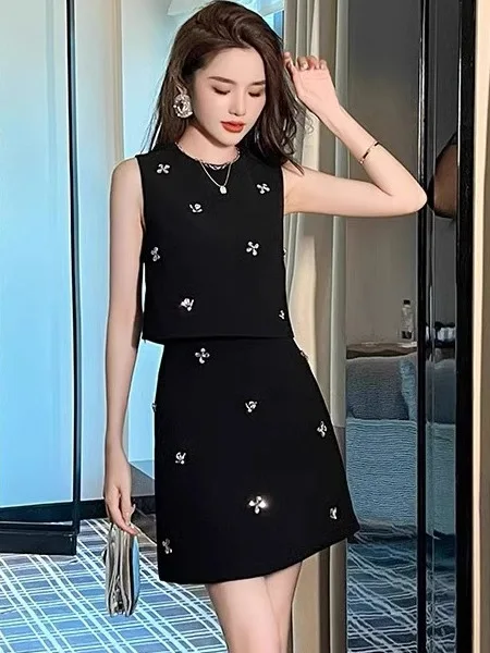 

Heavyweight Premium Bla Diamond Embellied Svel Top High Waist Skirt Set for ort Women Faionable Two-Piece ...