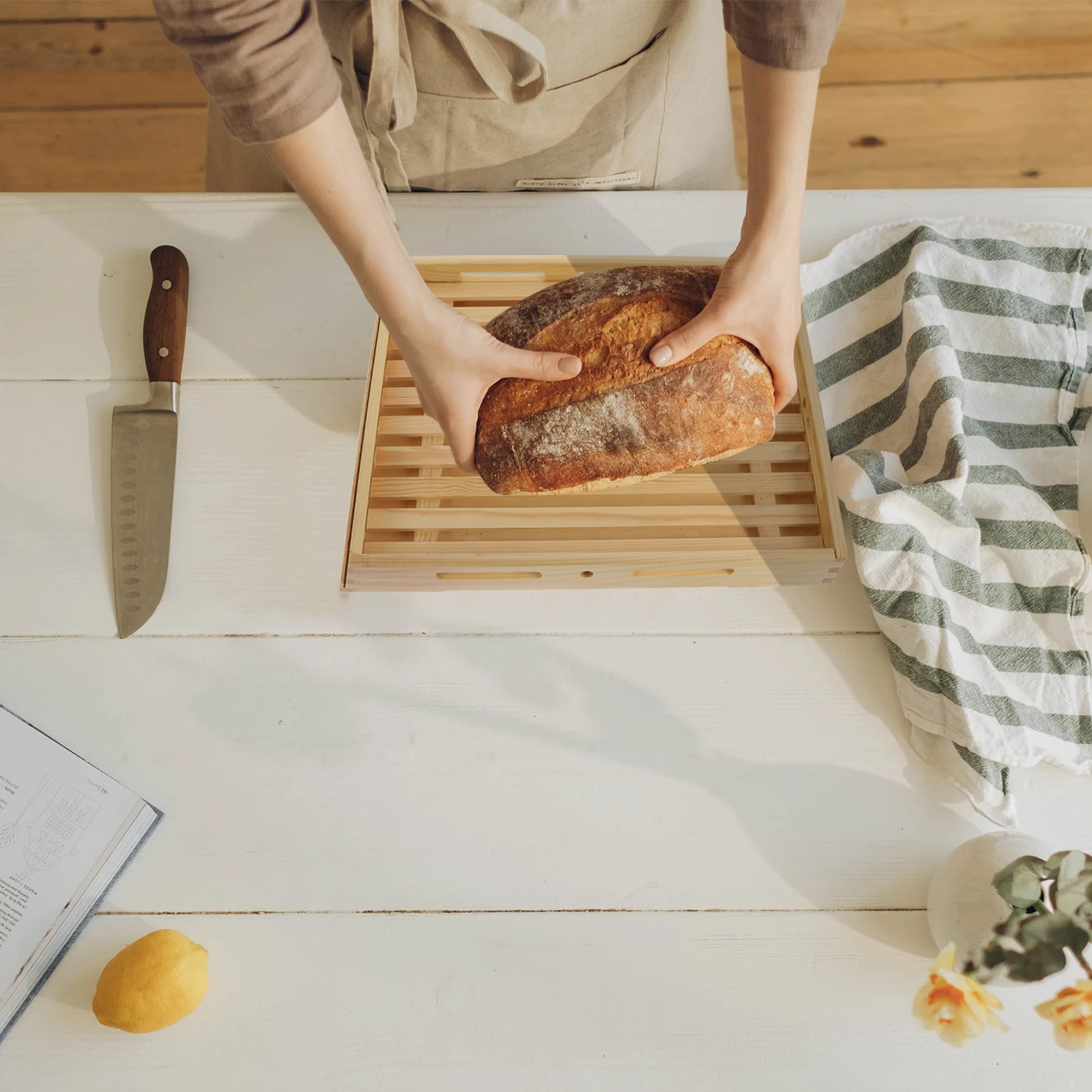 

Wooden Bread Tray Natural Wood Multi-Purpose Serving Tray For Party Wedding Camping Snack Fruit Dessert Bread Serving Storage