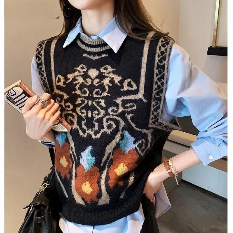 2024 New Women Vintage Totem Flower Pattern Sleeveless Knitted Vest Sweater Female Retro National Style Casual Autumn WaistCoat