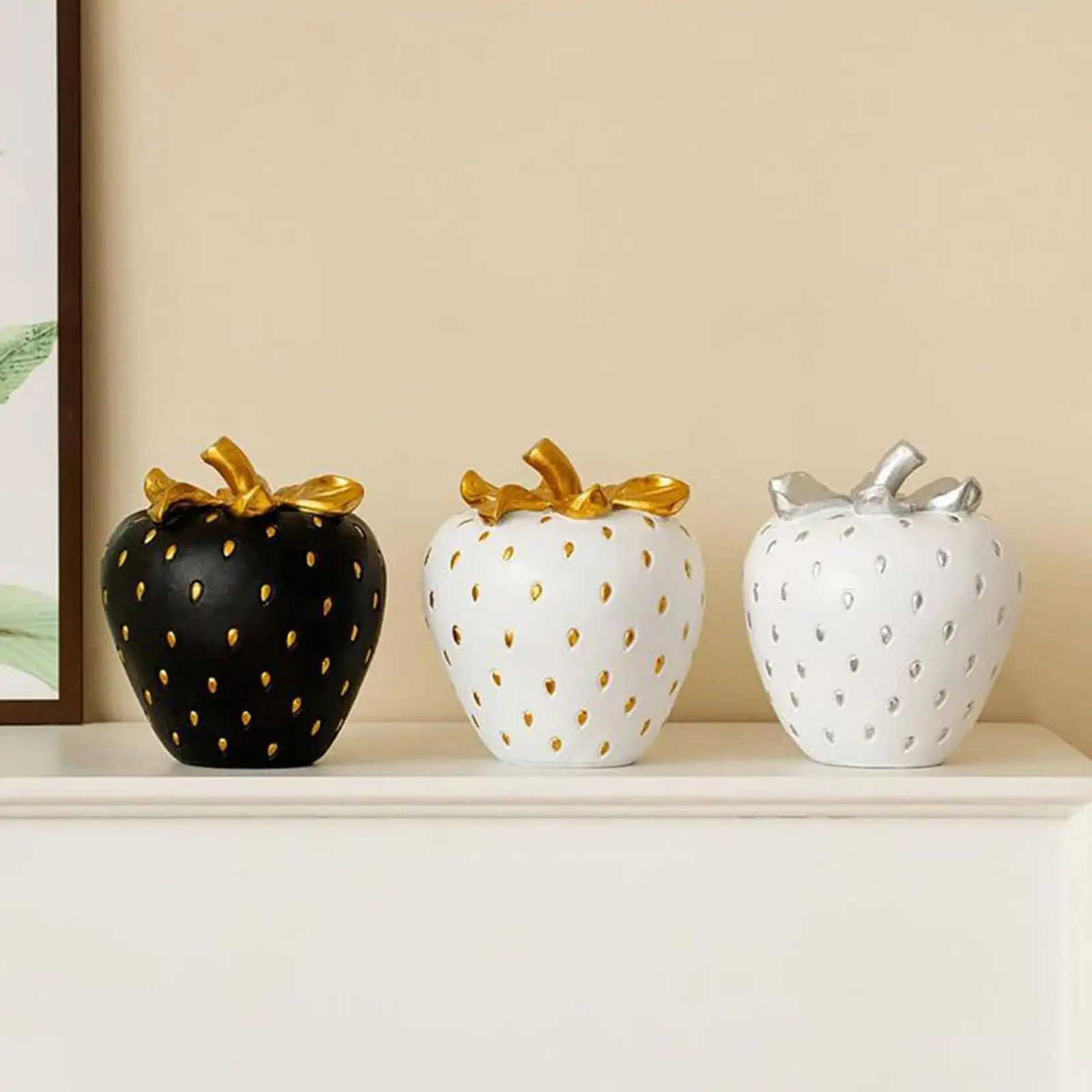 Strawberry Shape Resin Figurine Decorative Fruit Model for Counter Window Display Modern Home Sculpture