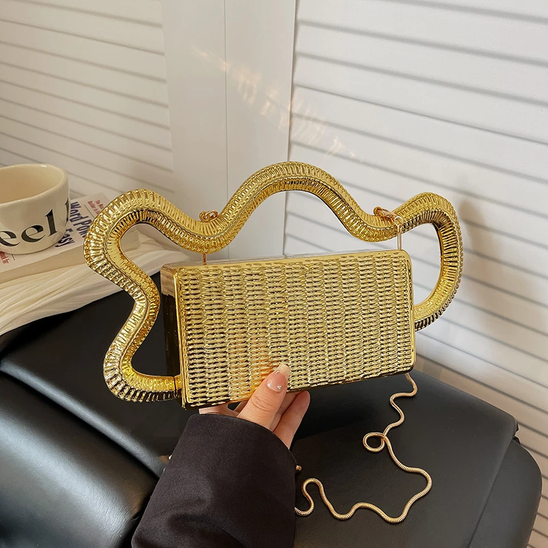 

Luxury Full Rhinestone Evening Clutch Bag Unique Wavy Handle Glitter Crystal Handbag Wedding Party Prom Chain Crossbody Purse