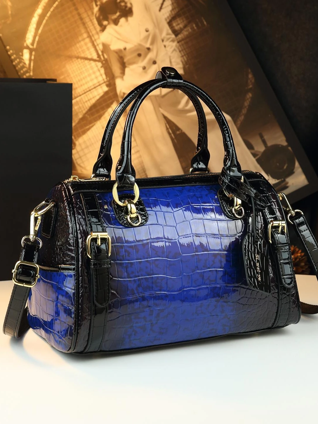 Genuine Leather Handbag Crocodile Pattern Large Capacity Boston Pillow Style Women's Bag Fashionable Mom Handbag 2026 New Model