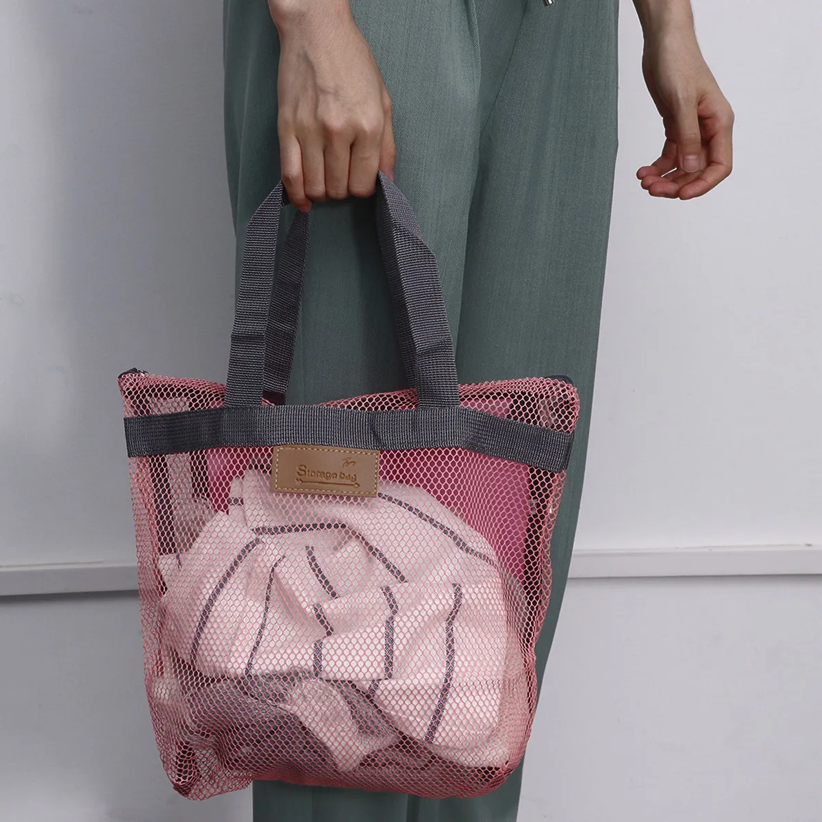 

Набор из 2-х сверхпрочных сетчатых пляжных сумок для туалетных принадлежностей, плавательного снаряжения, с функцией слива песка, для спортзала, бассейна, путешествий, кемпинга, семейного отдыха, розовый, небесно-голубой