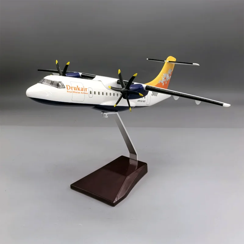 1:70 Scale 32cm Model Diecast Resin Drukair ATR 42-600 Airplane Aircraft Plane With Propeller Base Display Collection Gifts Fan