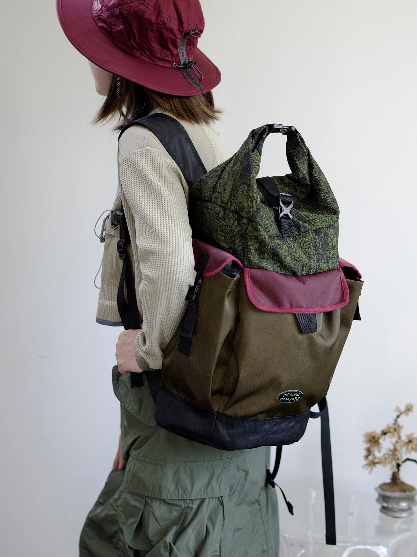 Outdoor Camping Large Capacity Spliced Color Lightweight Backpack Housedesign Original 2026 Spring New Design Student Backpack