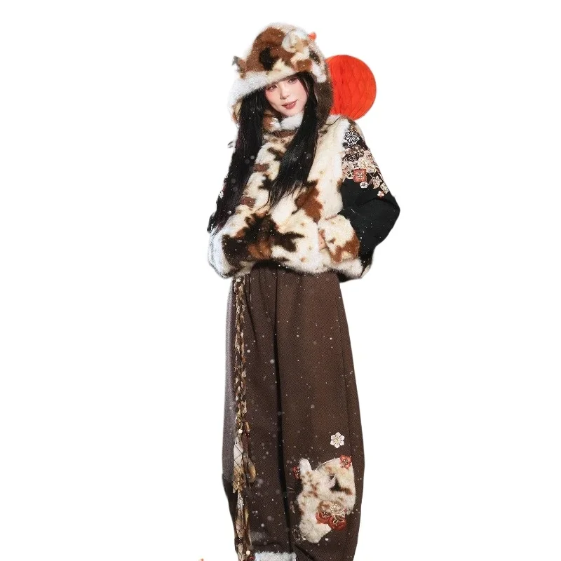 Autumn and Winter Thickened Jacket Plush Warm National Style Trousers Woolen Man Short Skirt Set A Complete Set [Persimmon Ruyi]