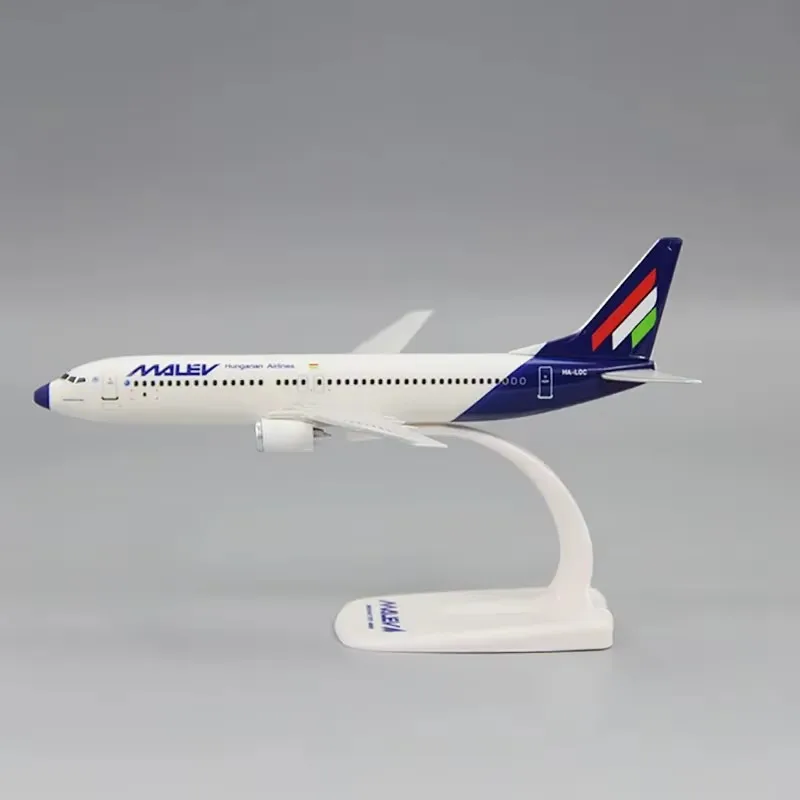 

1:200 Scale B737-800 Malév MALEV Airline ABS Plastic Airplane Model Aircraft Plane Assembly Resin for CollectionModel