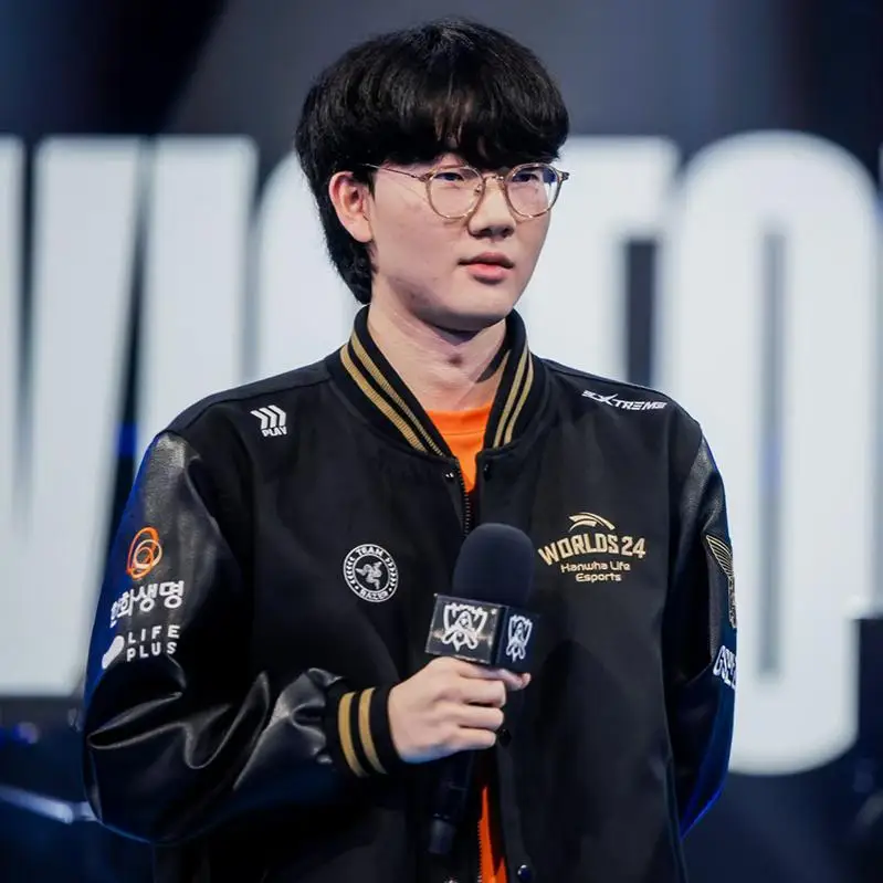 

2024 World Series HLE Baseball Jaet American Sle PU Leather Sves Embroidered Outerwear Viper Stitched Coat Youth Faion