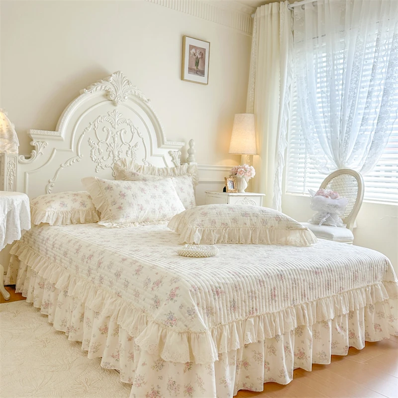 French Cottage Floral 100% Cotton Quilted Bedspread Double Ruffle Lace Bed Skirt Shabby Chic Bed Cover With Pillow Shams 3/5Pcs
