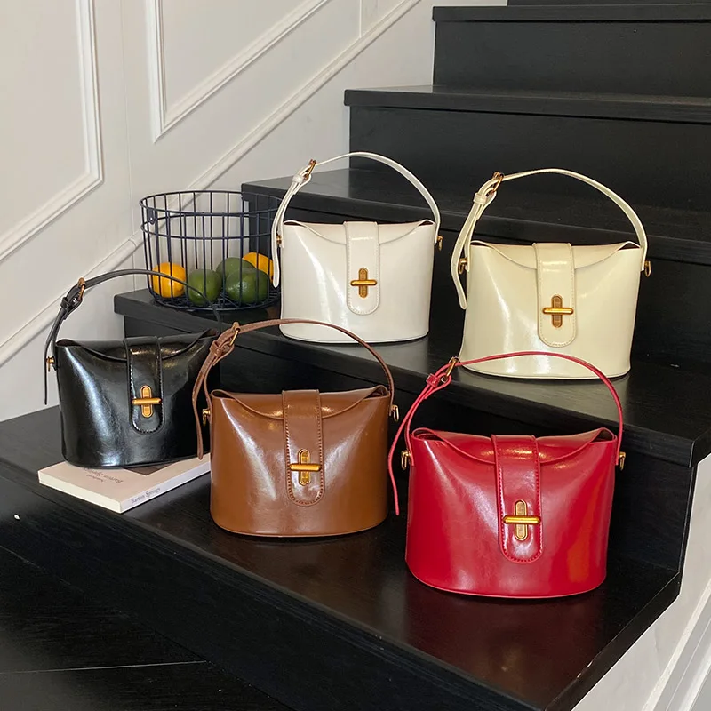 

Black Women's Bag Fashion Day Clutch Red Wedding Purse Solid Color Pu Leather Crossbody Bag Lady Designer Handbag Bucket Bag