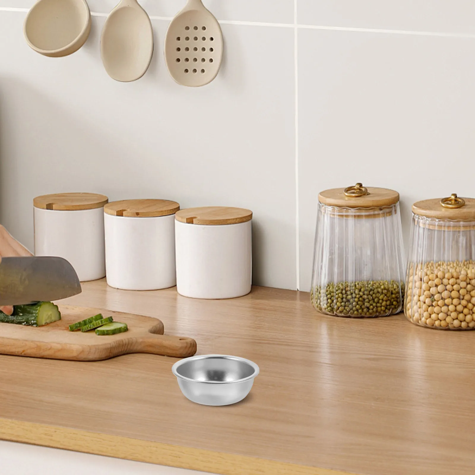 

1pcs Small Metal Sauce Dish Round Condiment Plate For Dipping Sushi Soy Sauce Butter Seasoning Bowl Appetizer Serving Dish