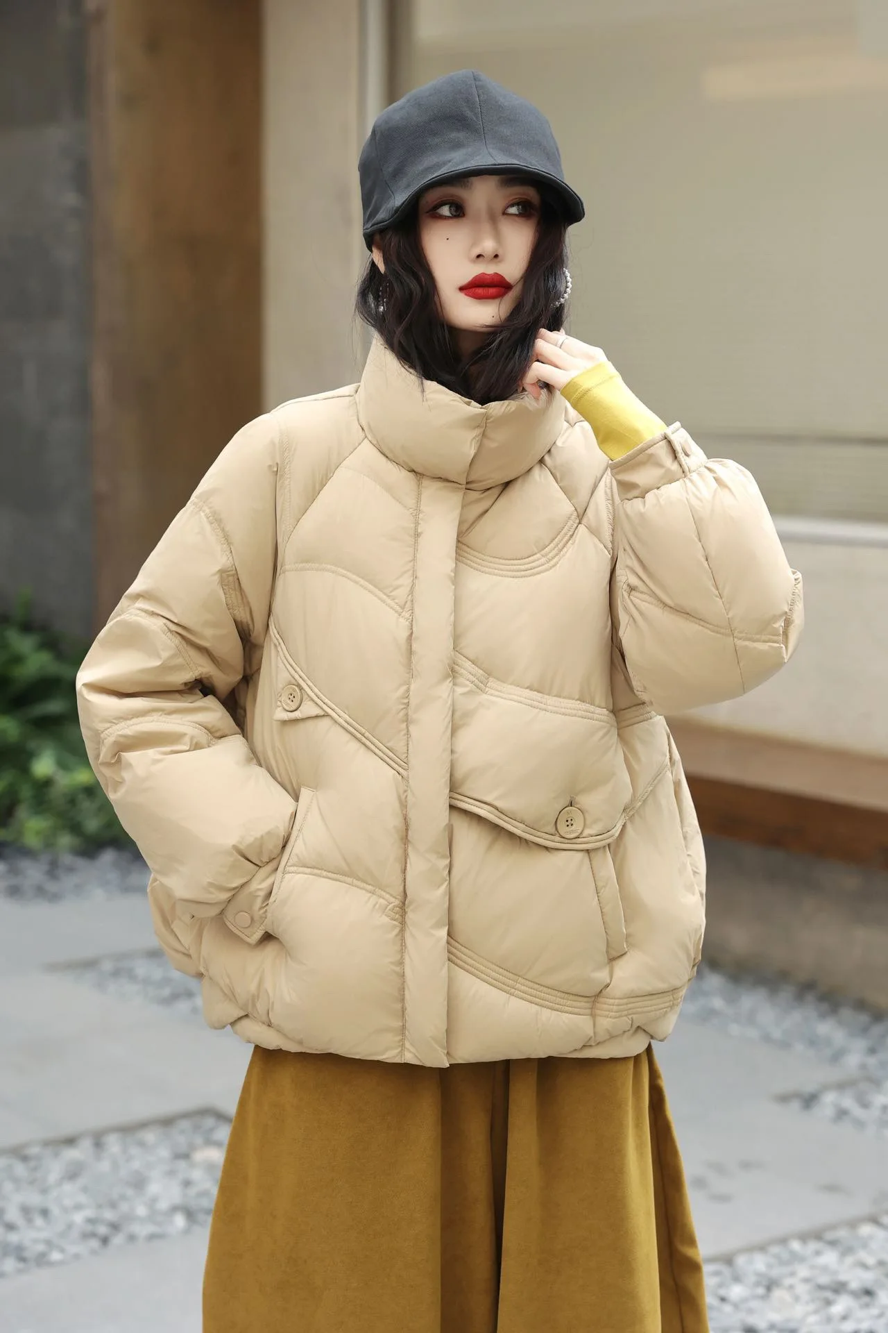 

Autumn Winter 2024 New Down Jacket High-end 90% White Duck Down Winter Korean Version Loose Version Simple Commuter Women