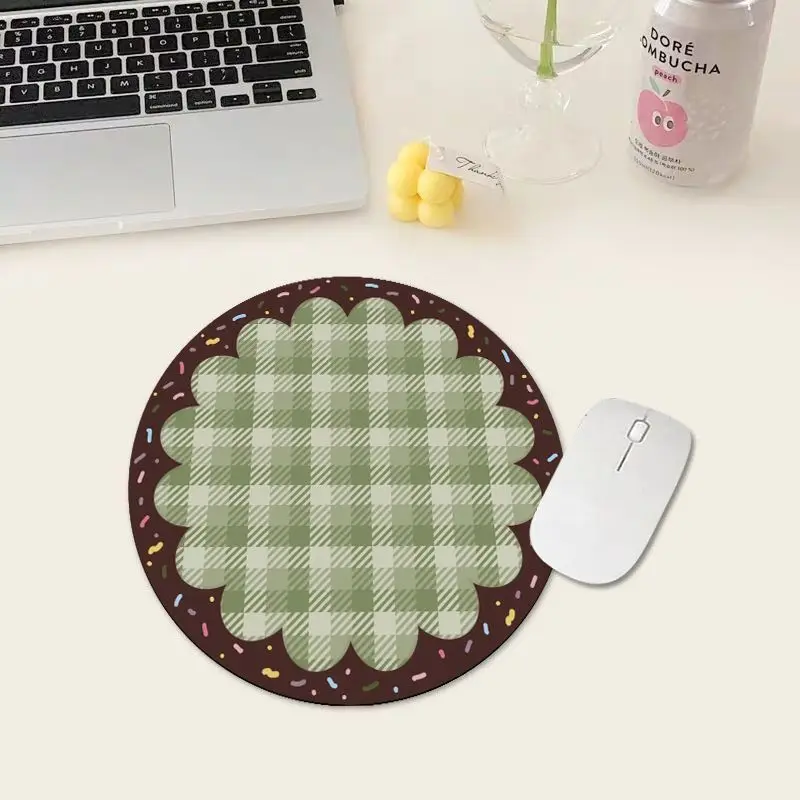 Original Cartoon Cats Ragdoll Cute Kawaii Small Round Rubber Mouse Pads Anti Slip for Girls Keyboard Computer Office Study Dorms