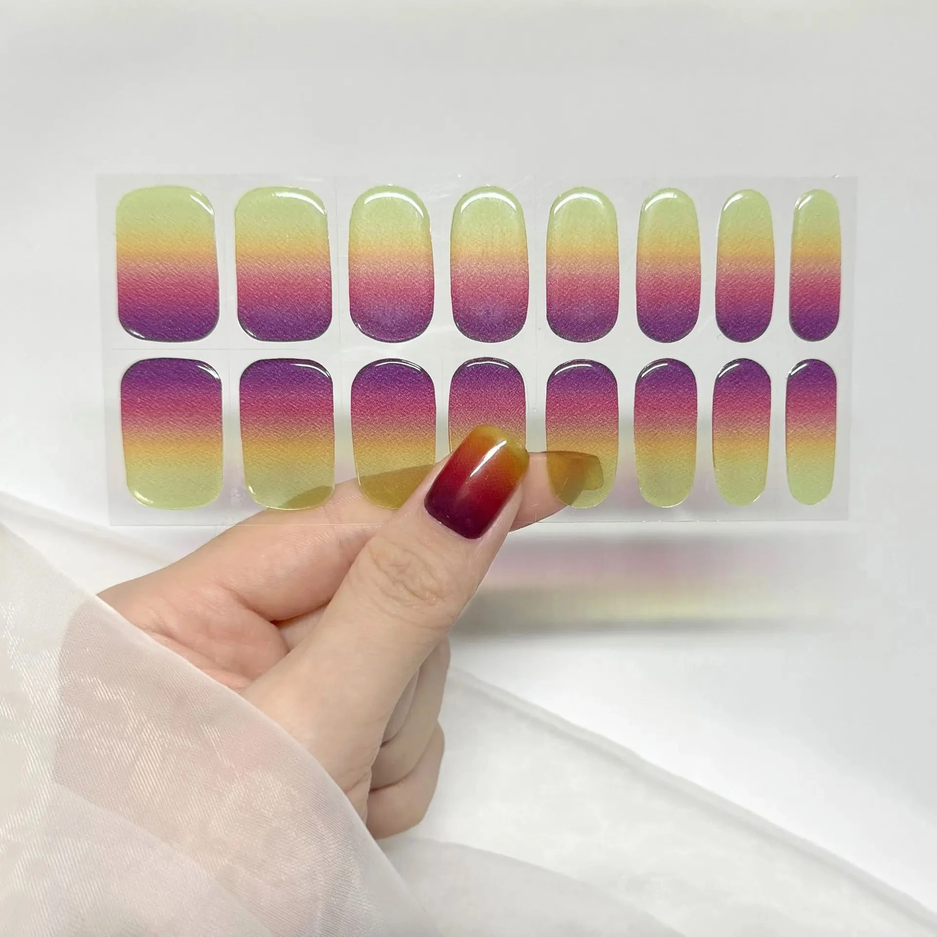 16 Tips Kleurverloop Semi-uitgeharde gelnagelstickers Langdurige crème nagelstrips Patch Slider UV-lamp Nagelwraps