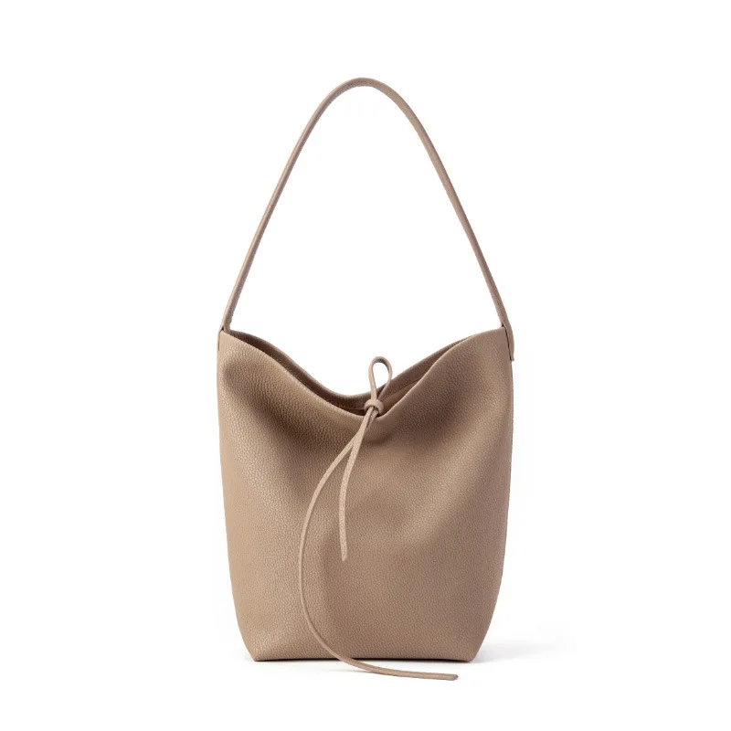 2025 Women's Large Capacity Lazy Style Shoulder Bag High-End Leather Handbag Bucket Bag Fashionable Women's Accessory