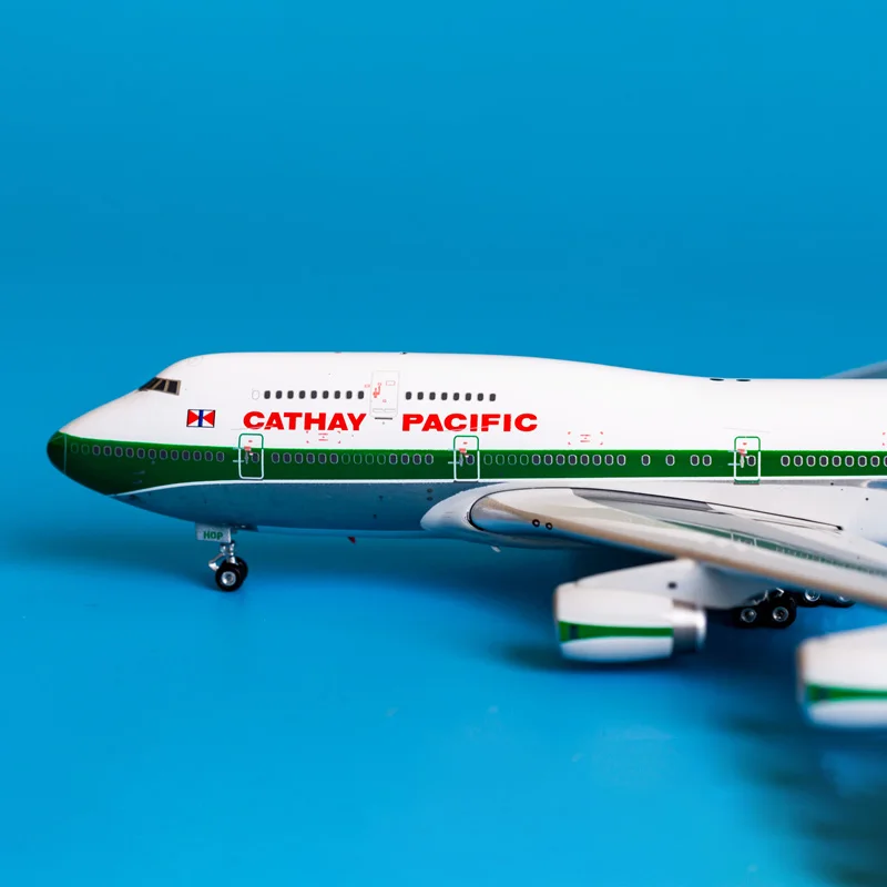 Diecast 1/400 Scale Unique Novelty Airplane Cathay Pacific Boeing B747-400 VR-HOP Airbus Alloy Aircraft Model Collection Display