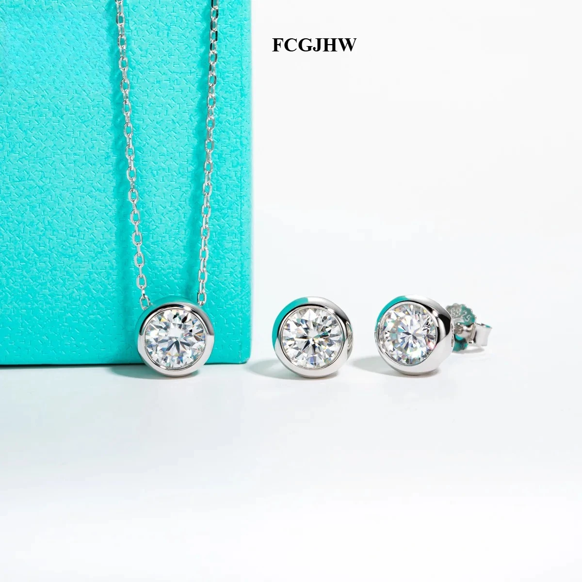 FCGJHW D Color Moissanite Stud Earrings 18K Gold Plated Pendant Necklace 925 Sterling Silver Jewelry Set Customs Jewelry 2026