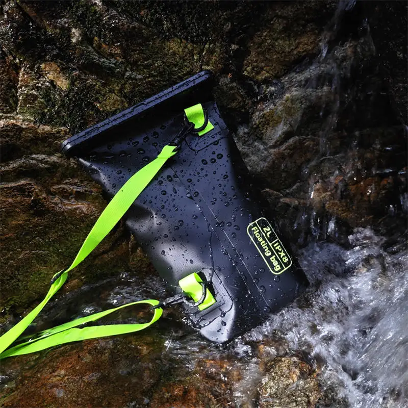 

2L Dry Bag Touch Screen PVC Waterproof Bags For Trekking Drifting Rafting Surfing Kayak Outdoor Sports Bags Camping Equipment