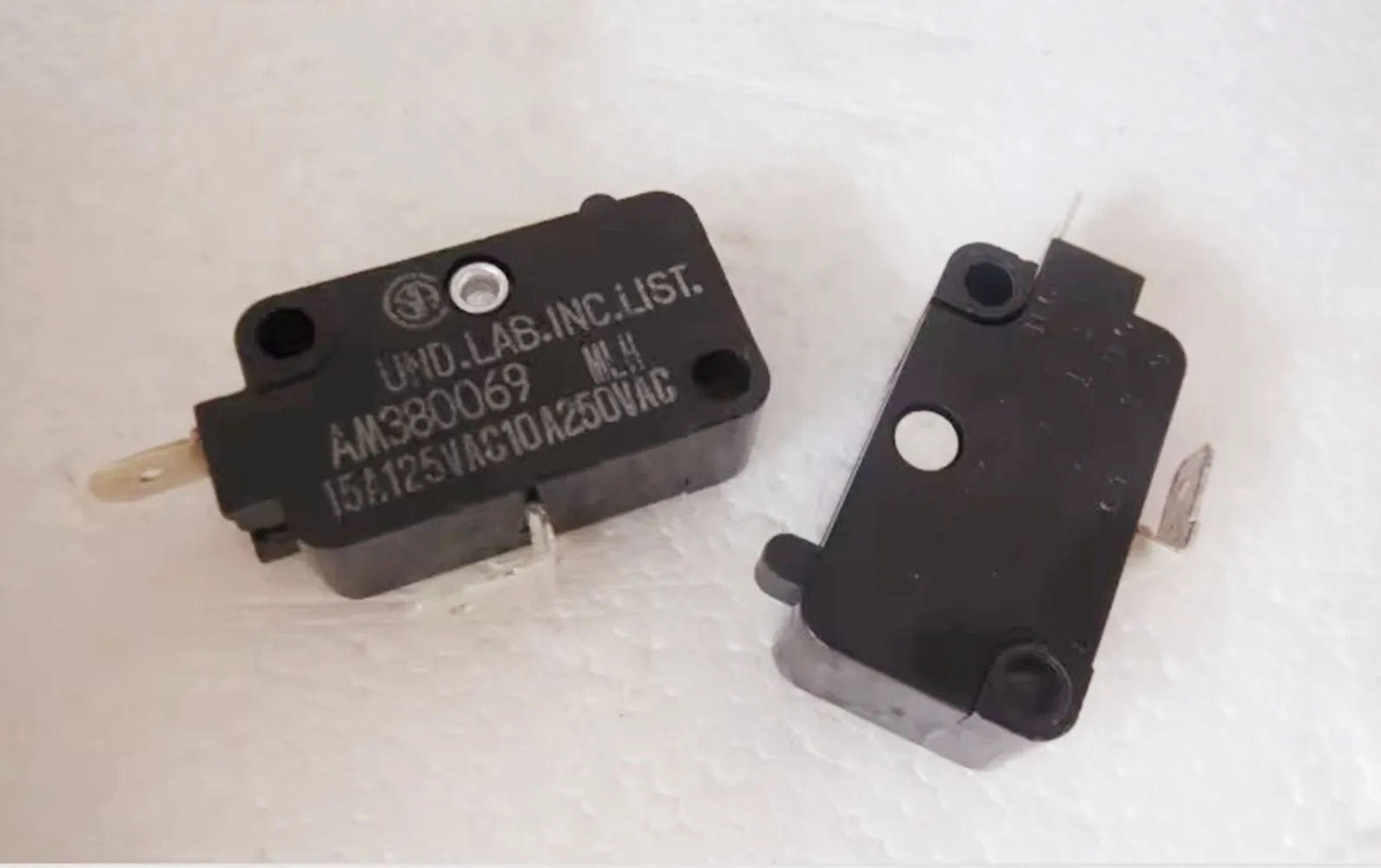 Original New 100% AM380069 hair dryer hot and cold air button touch the micro switch normally closed 2pin