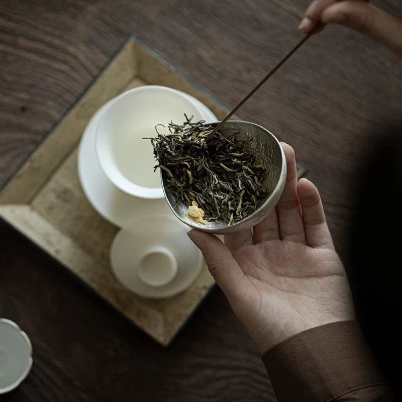 شاي صغير مصنوع يدويًا من القصدير النقي، شاي قديم بنمط المطرقة غير اللامعة، تقدير الشاي، صب الشاي، حفل الشاي، إبرة الشاي، ملعقة شاي