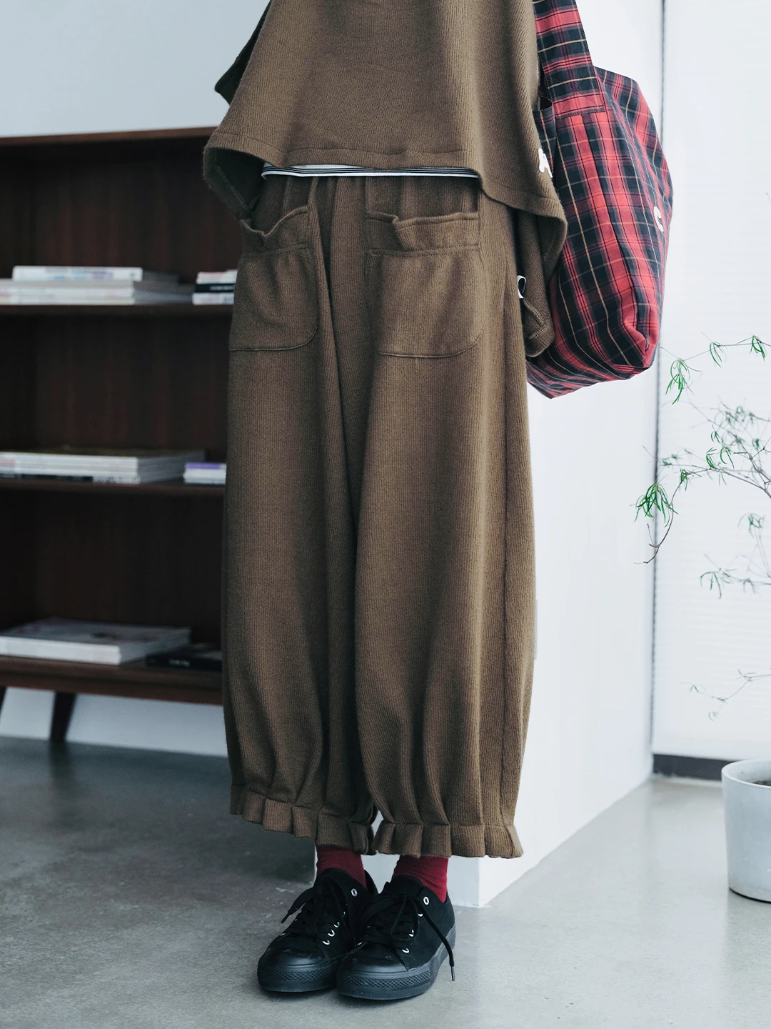 

imakokoni 2024 autumn style pleated radish woolen pants long pants 244830