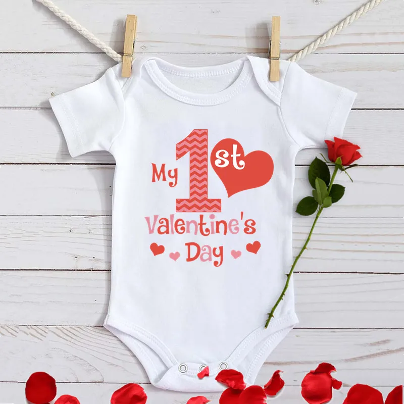 

2022 Newborn Baby Boy Girl My First Valentine's Day Rompers Infant 1st Valentines Fashion Siblings Matching Party Wear