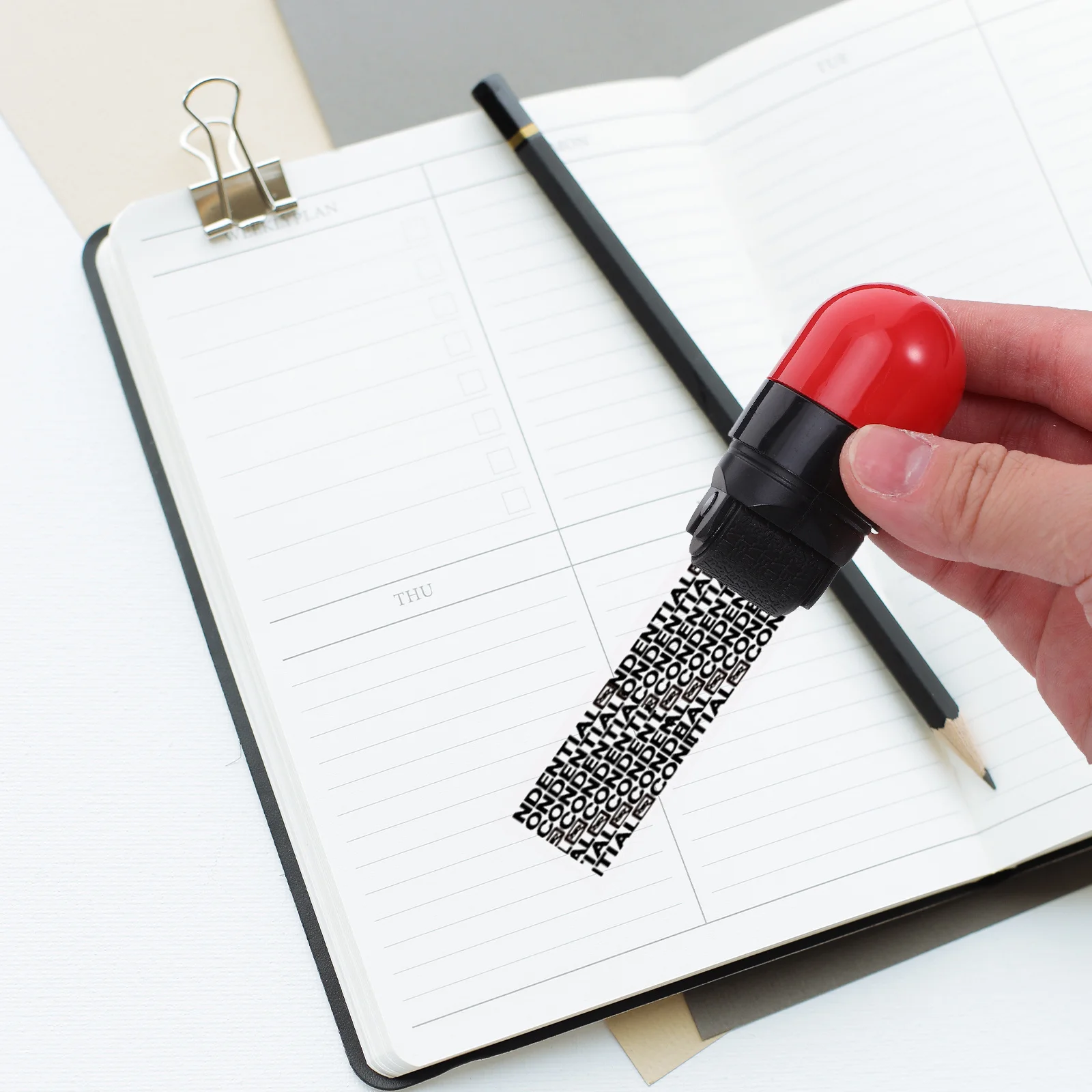 

2pcs Dual Head Confidential Roller Stamp Privacy Protection For Id Address Blockout Redacting Security Ink Roller For Mail -