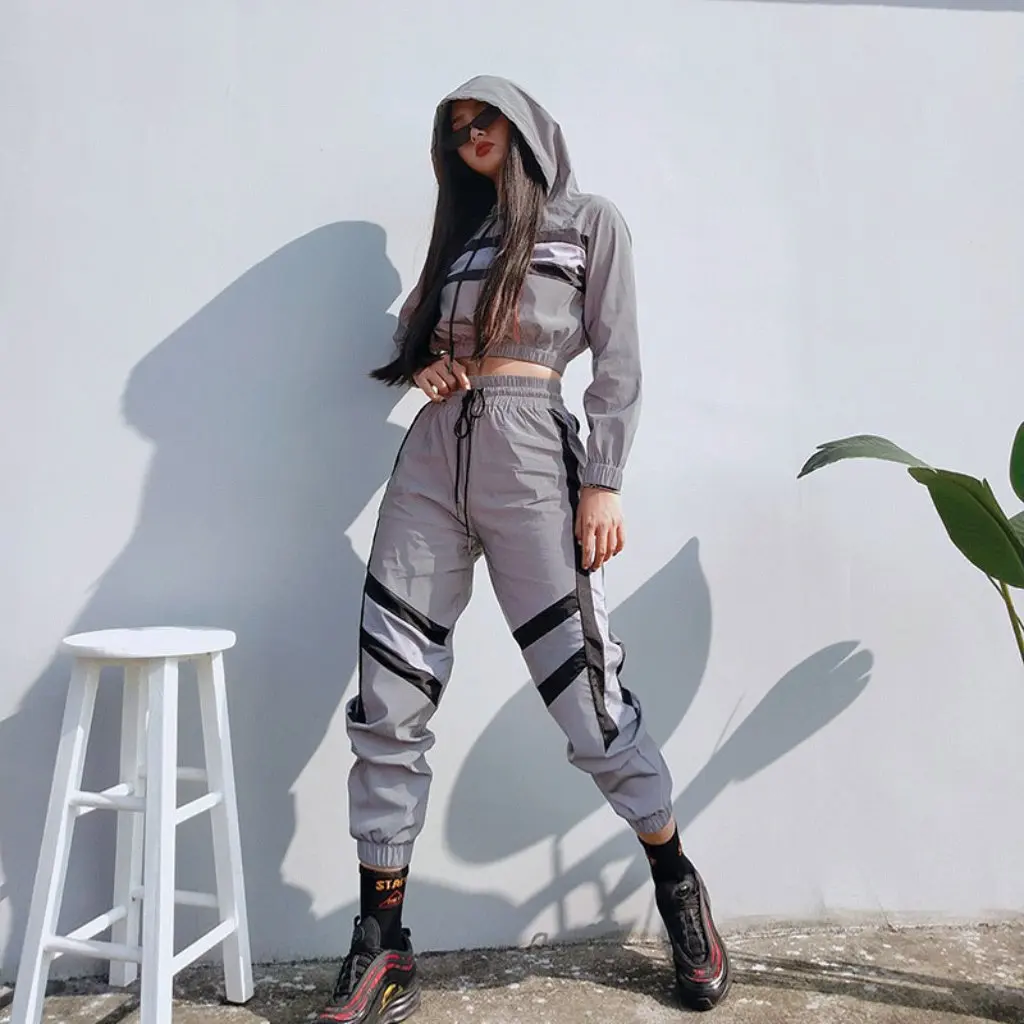 

Women's Silver Hooded Sweatshirt Sports Suit with Personalized Reflective Contrasting Color Stitching for Autumn Winter