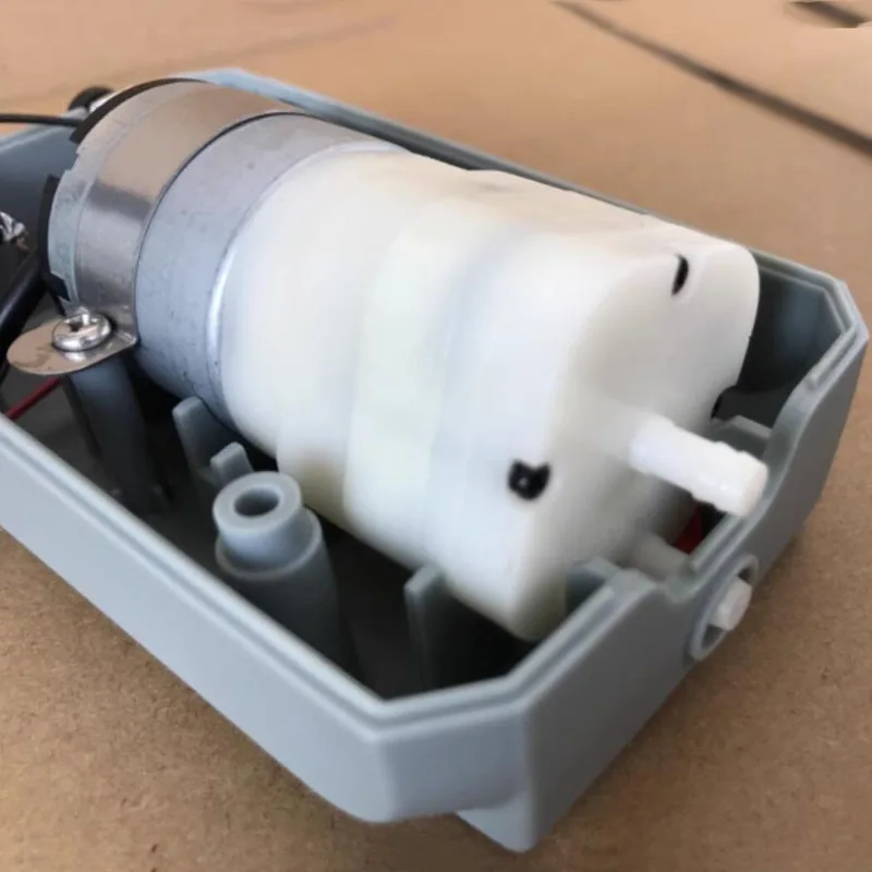 Portable mini diaphragm vacuum pump for filtration liquid sampling gas collection oil-free pressure pump microfiltration pump