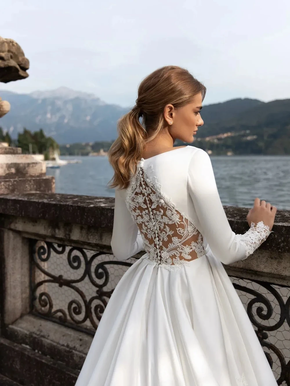 Vestido De novia De manga larga con cuello redondo, traje De novia clásico con Apliques De encaje, elegante, 2024