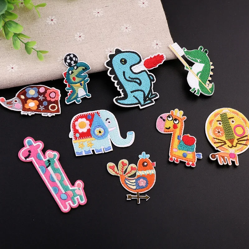 High-quality Patch DIY Small Cheap Embroidered Cute Patches Dinosaur Animal Iron On Kids Cartoon Patches For Clothes Stickers