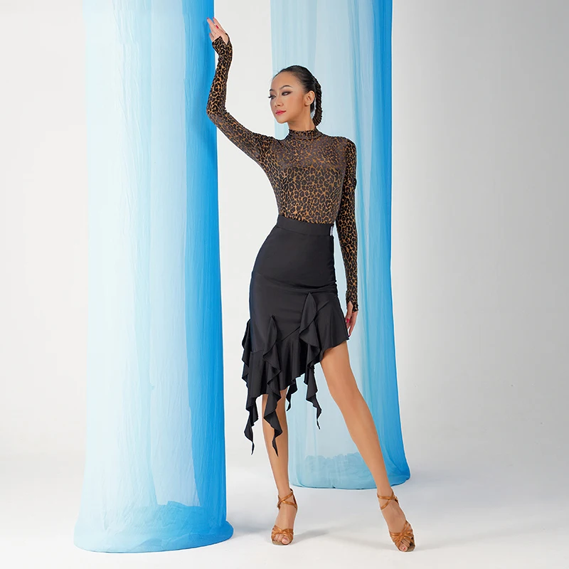 تنورة رقص اللاتينية النساء ممارسة الملابس غير النظامية تكدرت هامش تنورة سوداء رومبا سامبا السالسا التانغو ملابس الرقص DNV18563