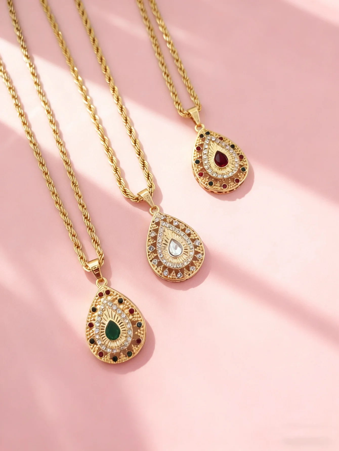 Moroccan Ethnic Teardrop Pendant Necklace Gold Twist Chain Inlaid Colorful Rhinestone Women Vintage Wedding Statement Jewelry