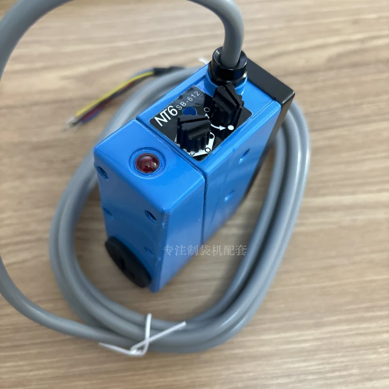 SB-612 Bag Making Machine Sliding Machine Tracking and Correcting Electric Eye Color Mark Sensor NT6-03022